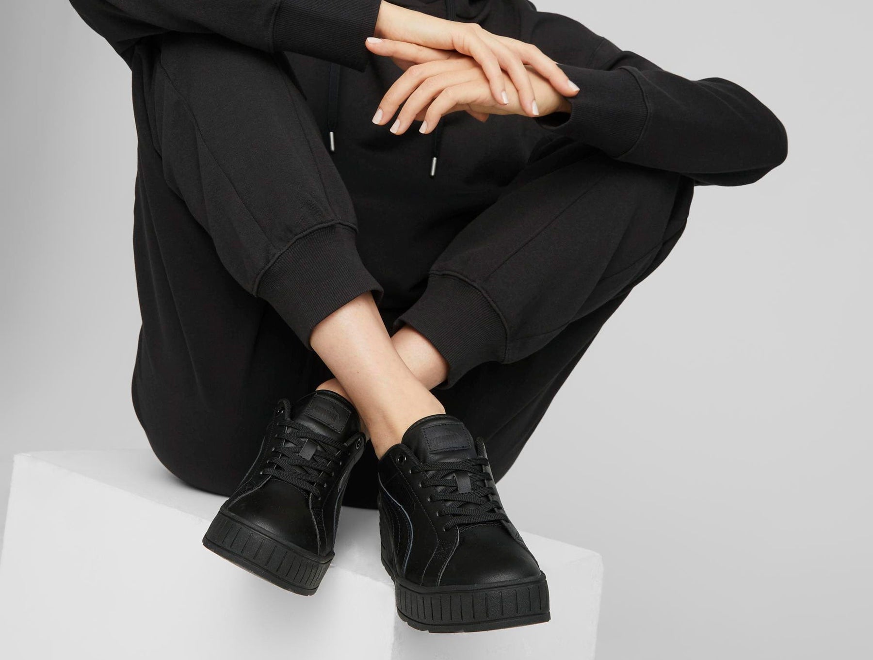 Zapatillas Puma Karmen Wedge Mujer Mono Negro