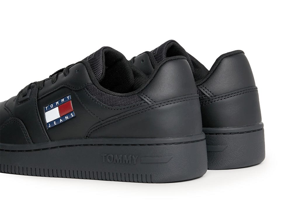Zapatilla Tommy Retro Basket Ess Triple Mujer Negro