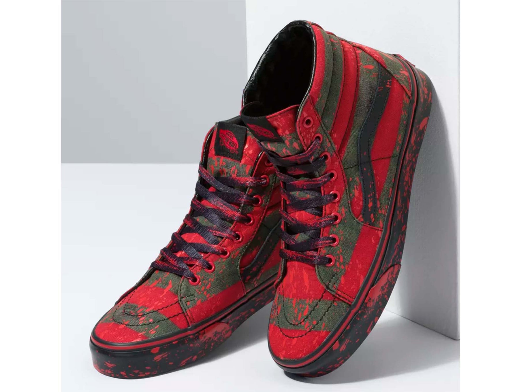 Zapatilla Vans Sk8-Hi Freddy Krueger Unisex Rojo