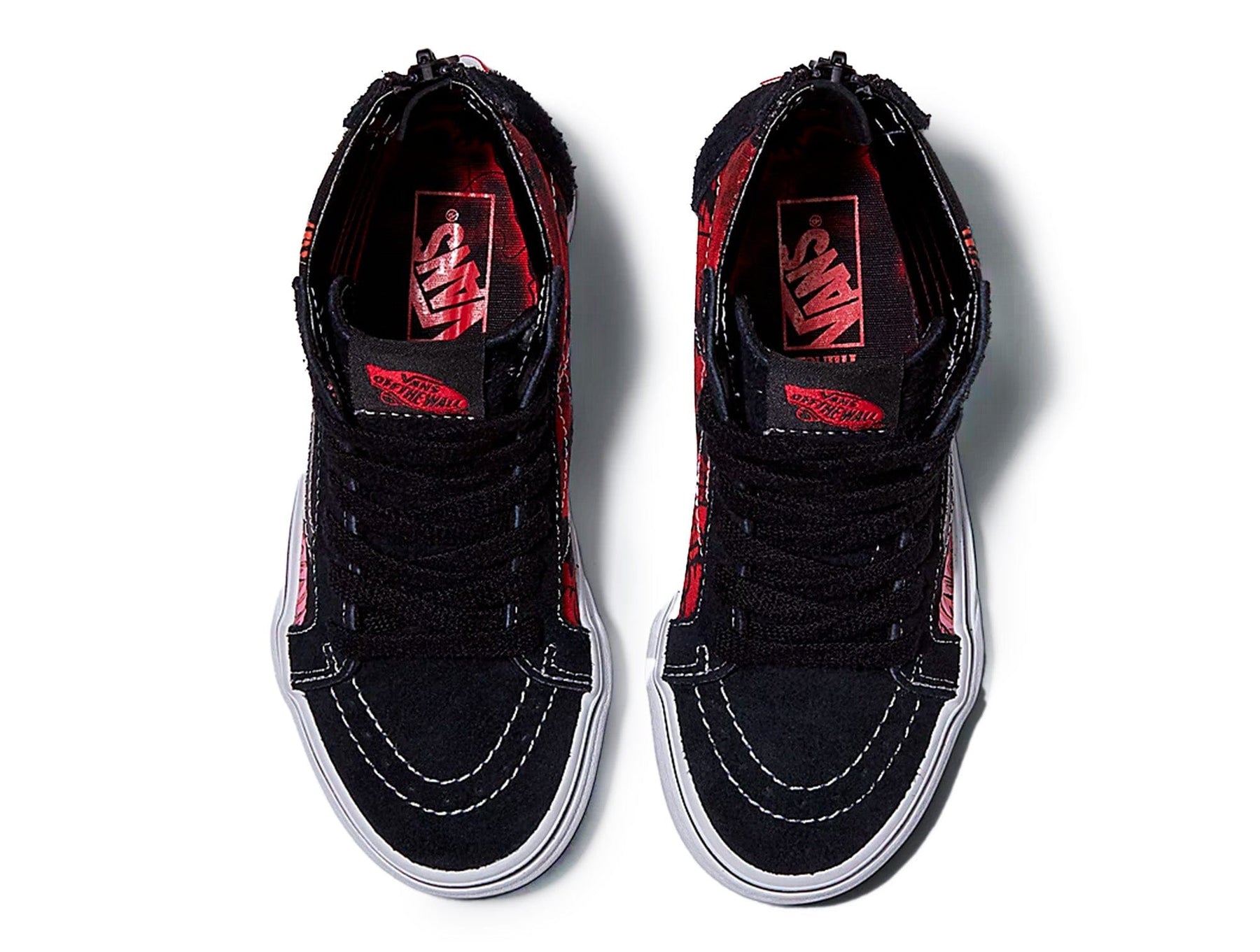 Zapatilla Vans Sk8-Hi Zip Stranger Things Junior Negro