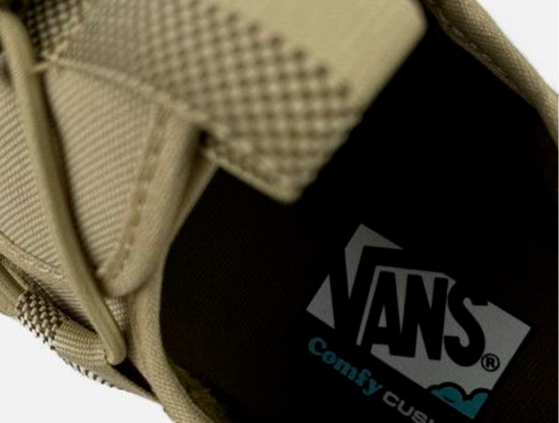 Zapatilla Vans Shiki Slipper Cc Adv Mujer Beige