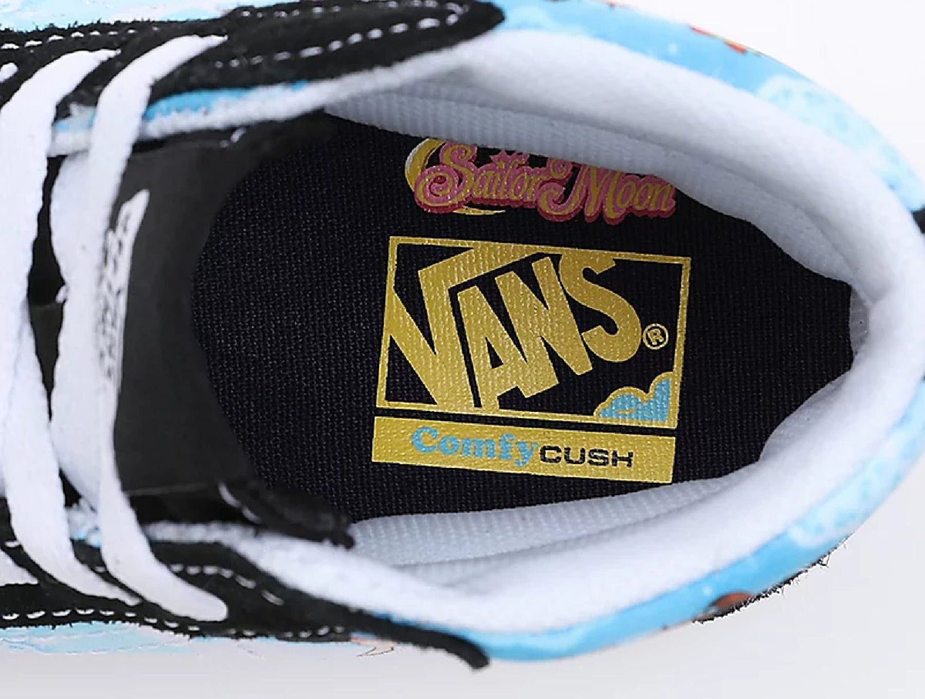 Zapatilla Vans Sailor Moon Comfycush Sk8-Hi Junior Negro