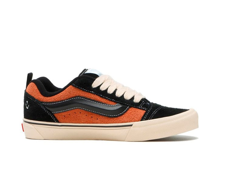 Zapatilla Vans Knu Skool (Disney) Unisex Negro