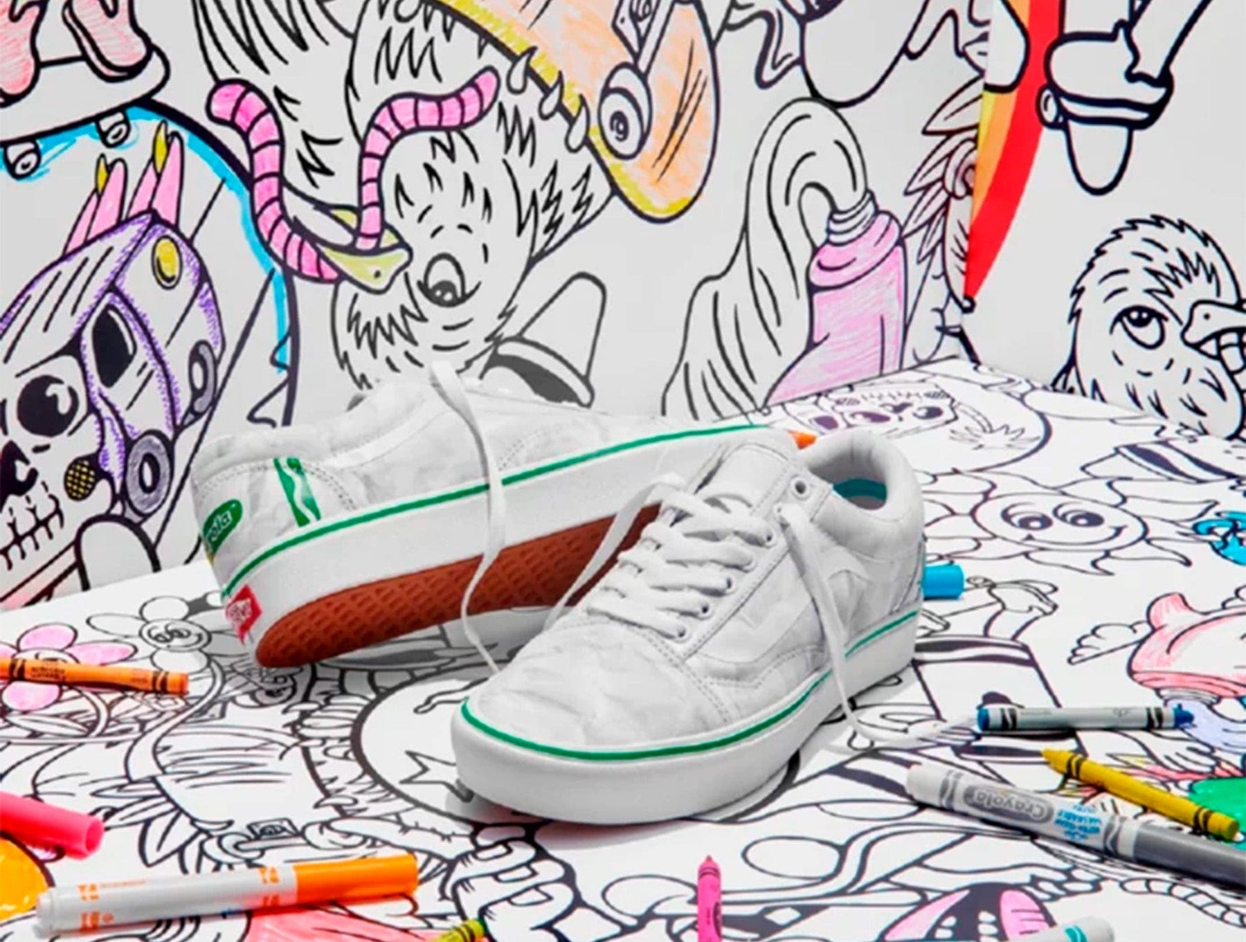 Zapatilla Vans Crayola Comfycush Old Skool Unisex Gris