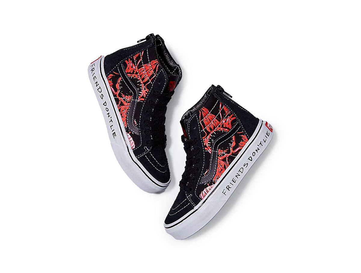 Zapatilla Vans Sk8-Hi Zip Stranger Things Junior Negro